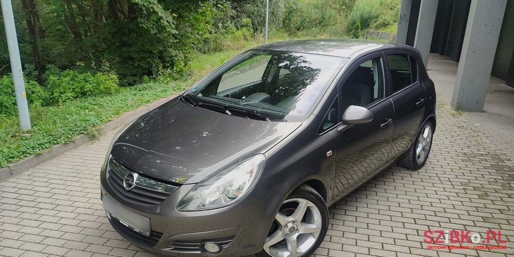 2011' Opel Corsa photo #1