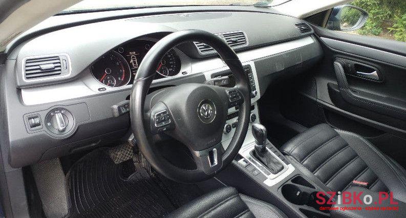 2013' Volkswagen CC photo #2