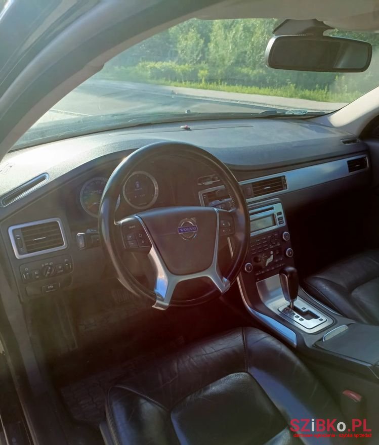 2010' Volvo S80 2.4D Momentum photo #5