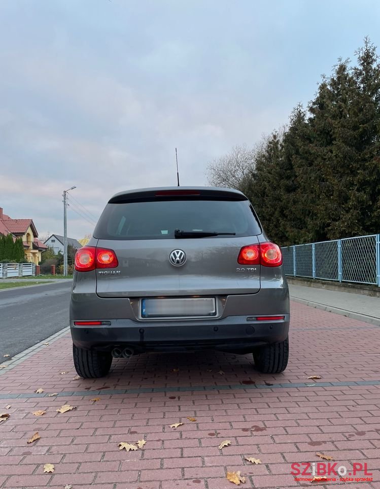 2009' Volkswagen Tiguan photo #2