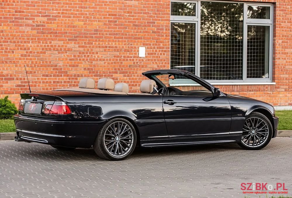 2001' BMW 3 Series 330 Ci photo #3