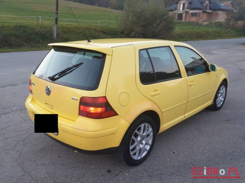 2000' Volkswagen Golf photo #4