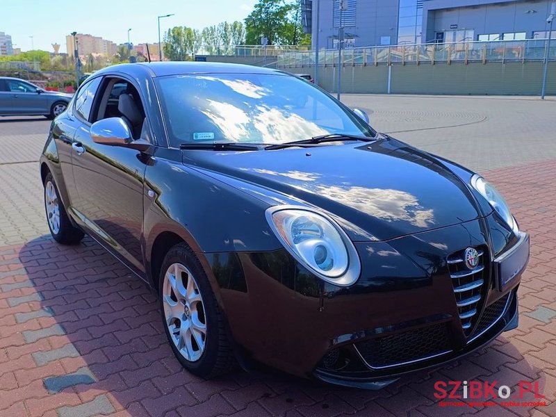 2010' Alfa Romeo MiTo photo #2