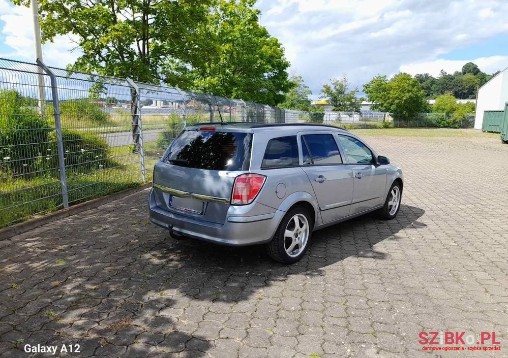 2006' Opel Astra photo #5