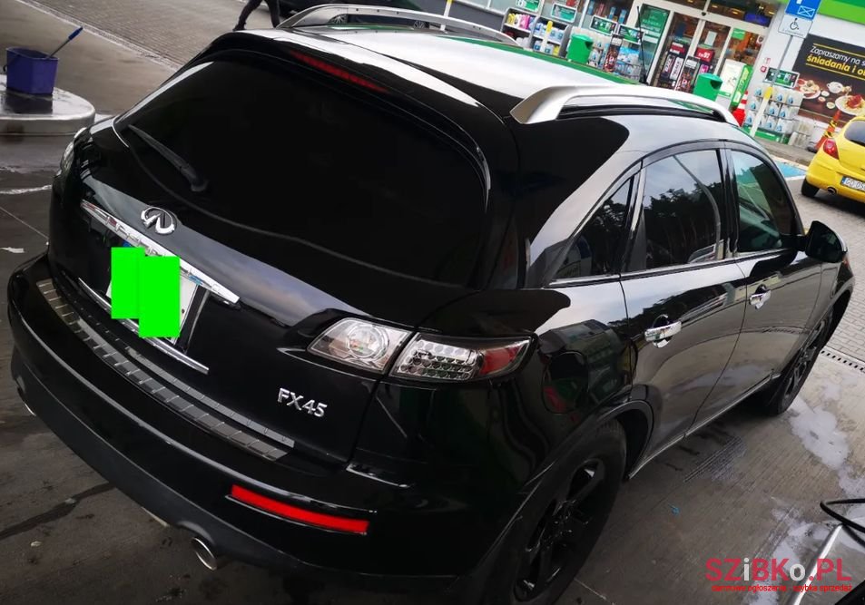 2005' Infiniti FX photo #4