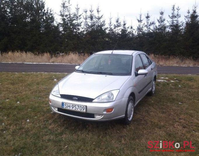2001' Ford Focus photo #1