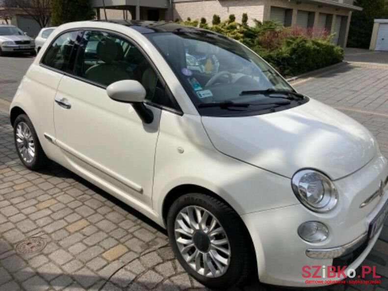 2015' Fiat 500 photo #1