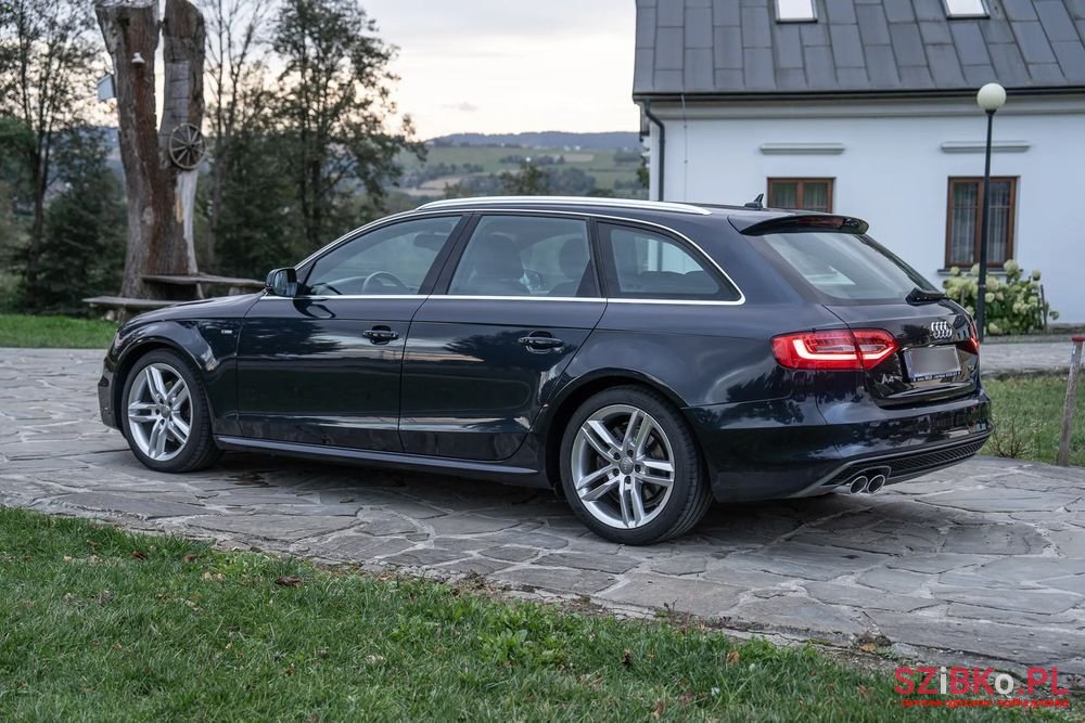 2014' Audi A4 Avant photo #3