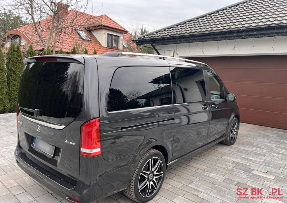 2021' Mercedes-Benz Klasa V photo #2