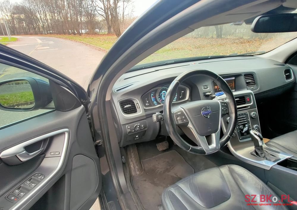 2014' Volvo S60 2.5 T5 photo #6