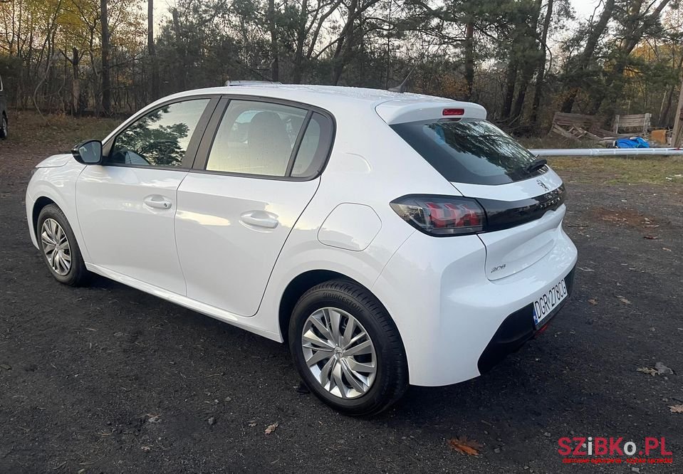 2022' Peugeot 208 photo #5