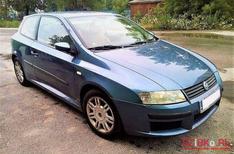 2002' Fiat Stilo photo #2