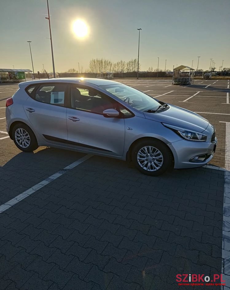 2015' Kia Ceed 1.6 Crdi M photo #2