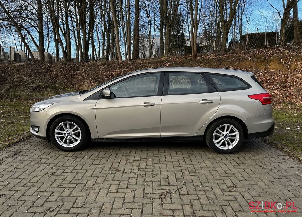 2016' Ford Focus photo #2