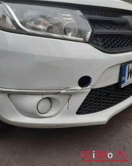 2013' Dacia Logan photo #1