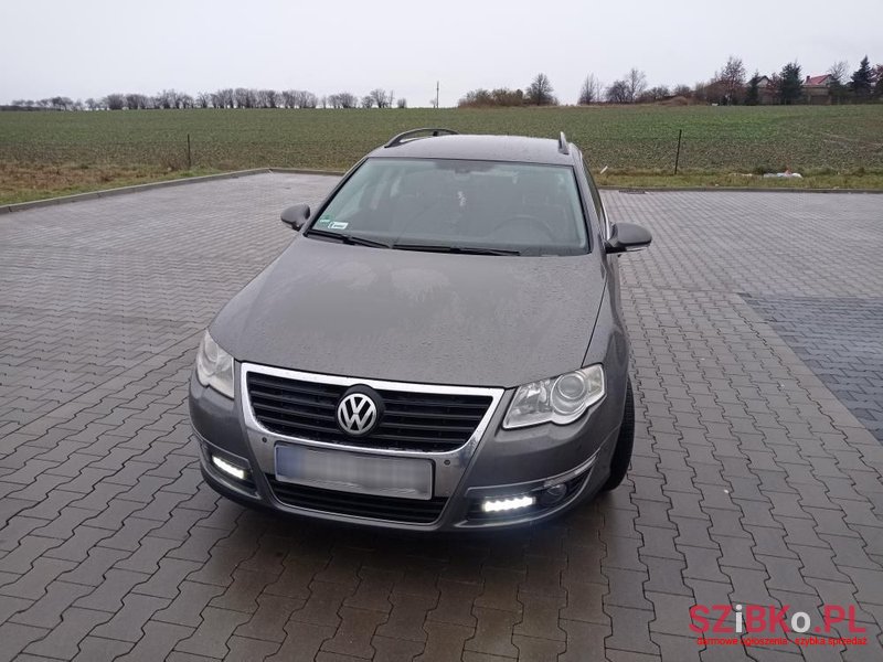 2006' Volkswagen Passat photo #1