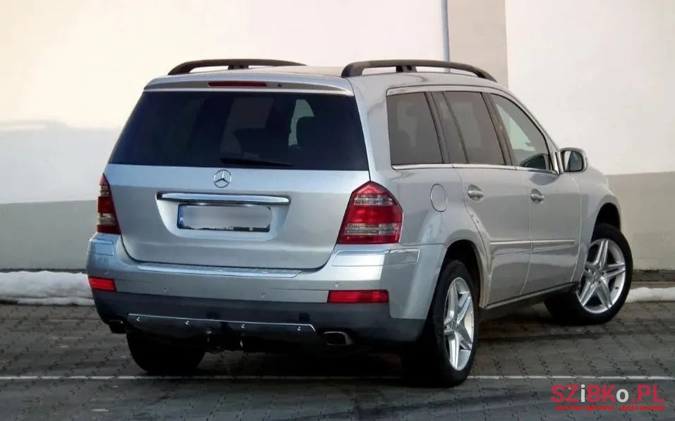 2007' Mercedes-Benz GL 320 Cdi photo #2