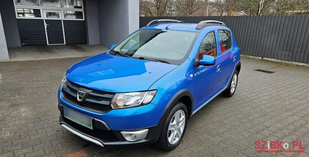2014' Dacia Sandero Stepway photo #2