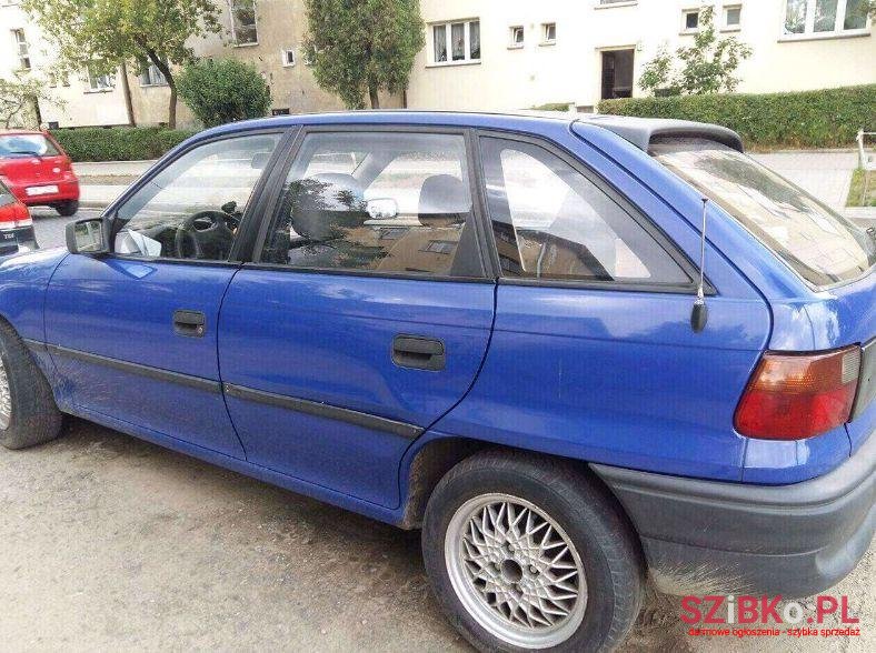 1996' Opel Astra photo #1