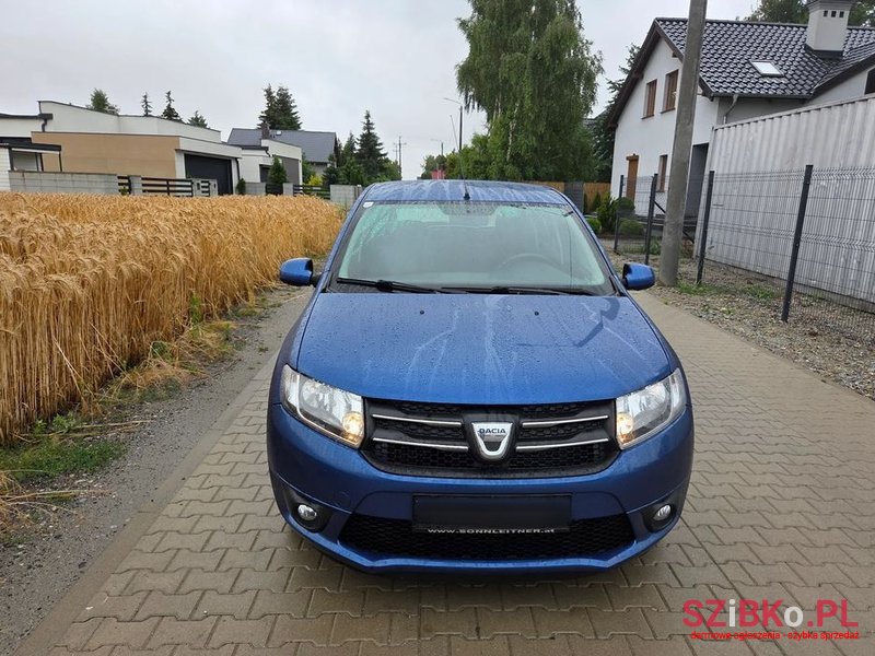 2012' Dacia Sandero photo #3
