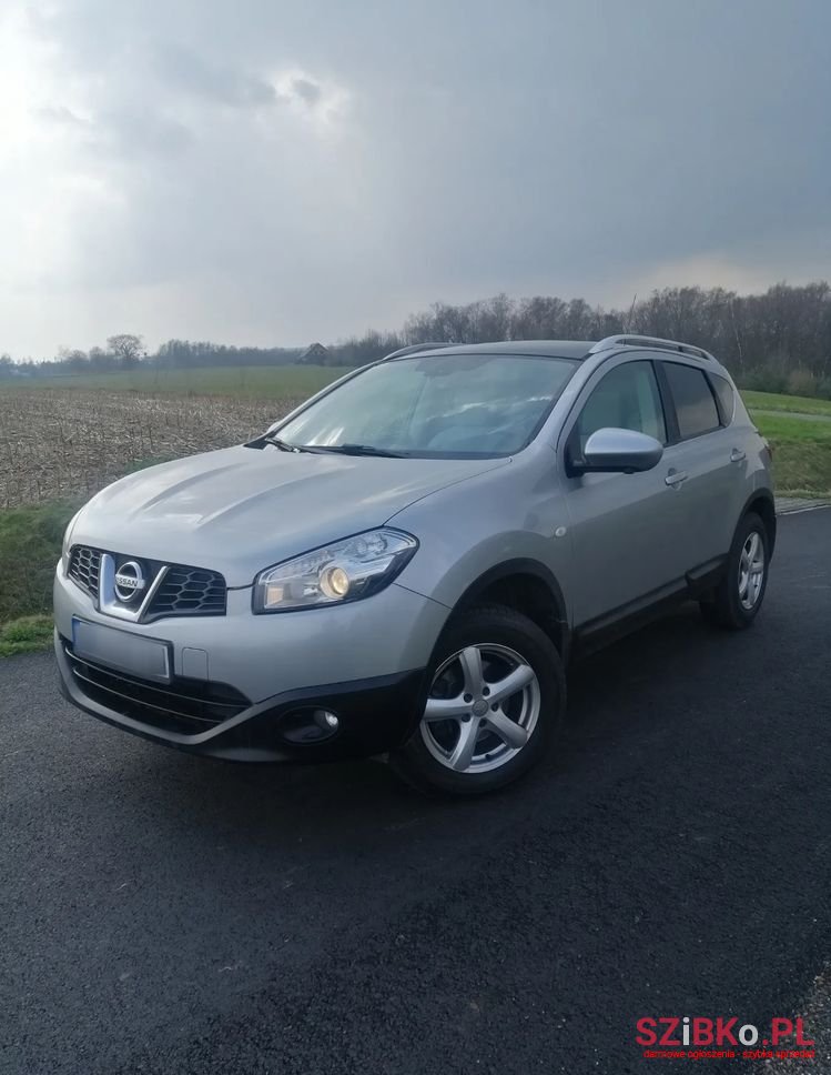 2012' Nissan Qashqai 1.6 360 photo #5