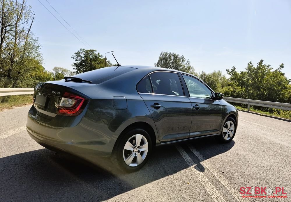 2017' Skoda Rapid 1.0 Tsi Ambition photo #5