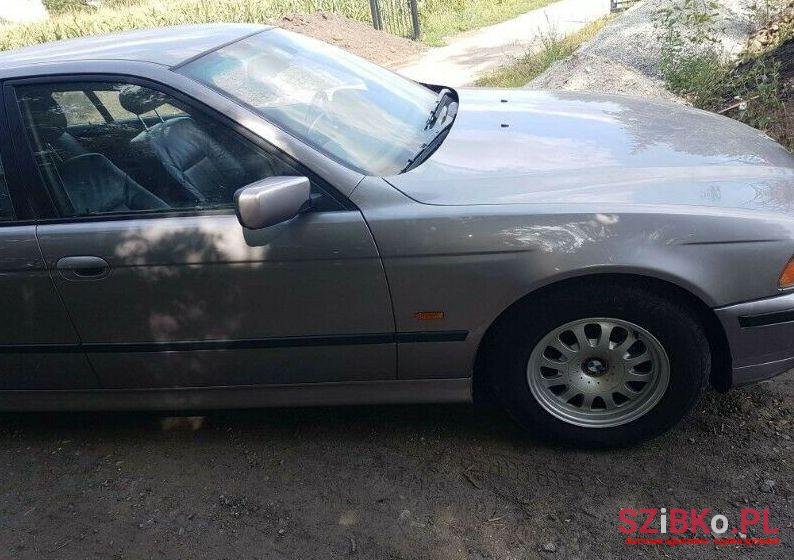 2000' BMW Seria 5 photo #1