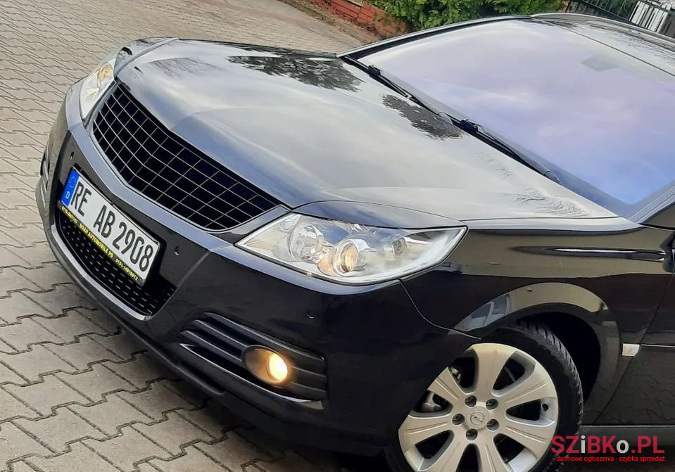 2008' Opel Vectra photo #1