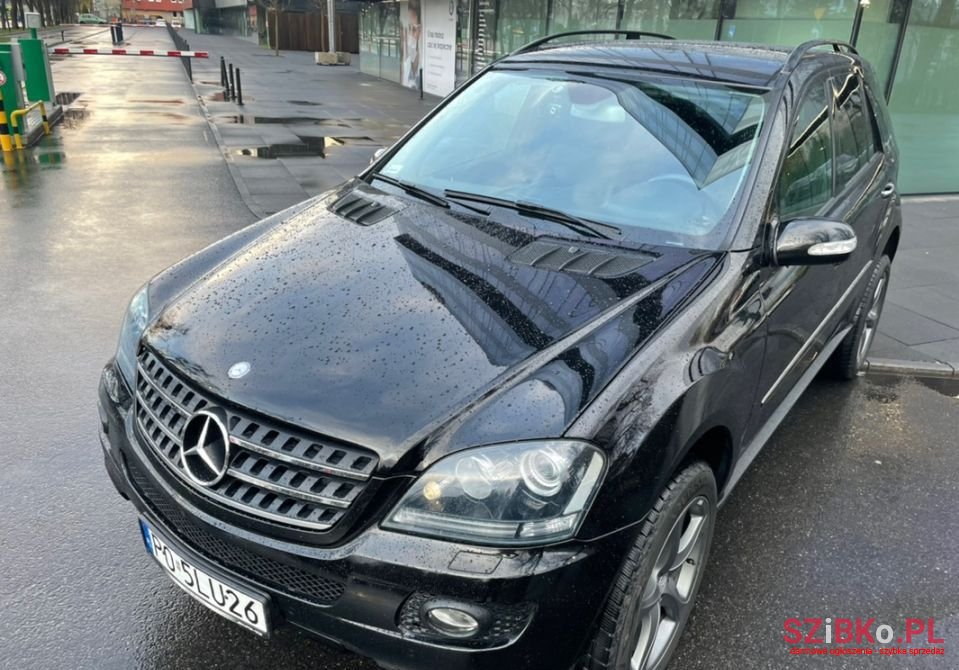 2008' Mercedes-Benz Ml photo #1