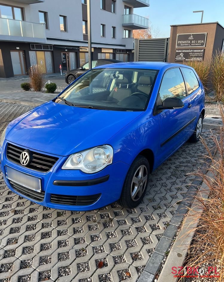 2008' Volkswagen Polo photo #1