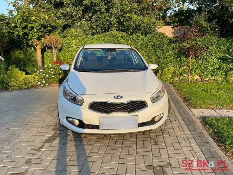 2013' Kia Ceed Cee'D 1.4 Crdi L photo #2