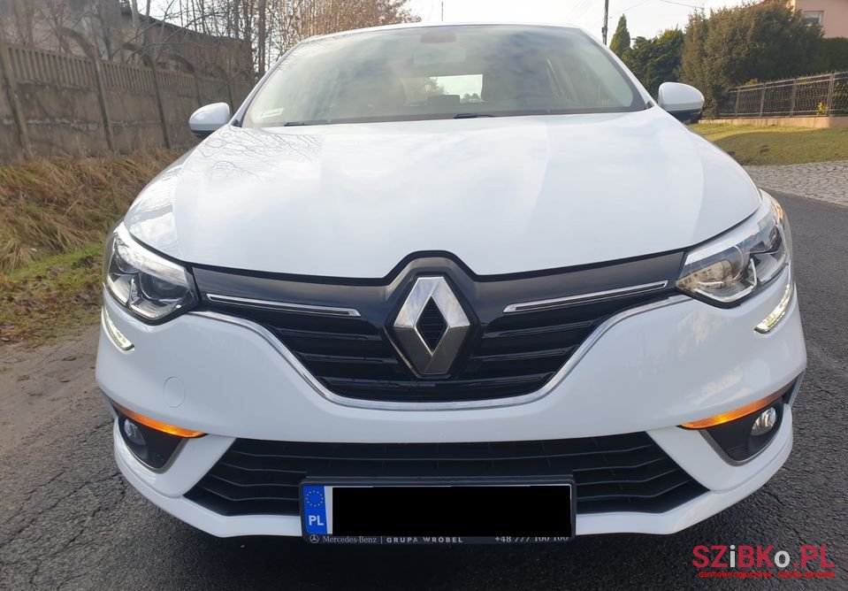2016' Renault Megane photo #2
