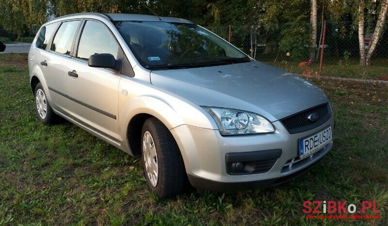 2005' Ford Focus photo #4