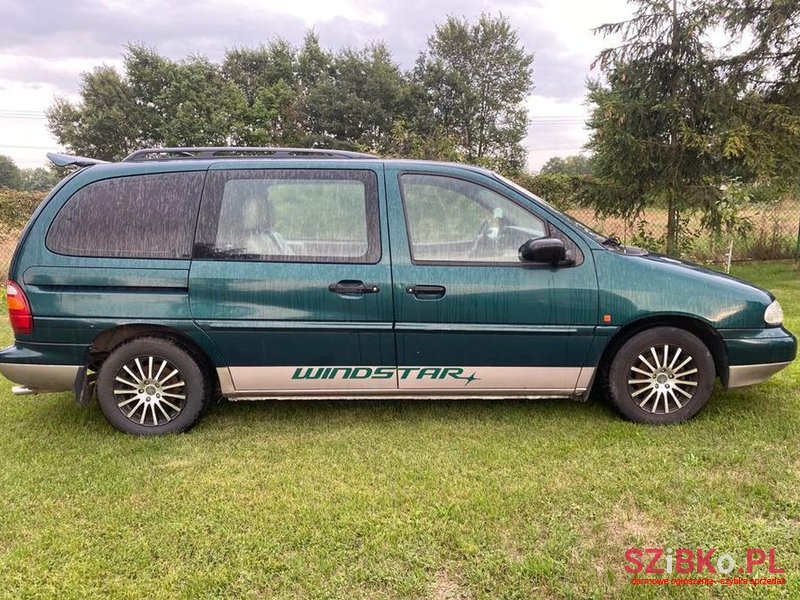 1995' Ford Windstar photo #2