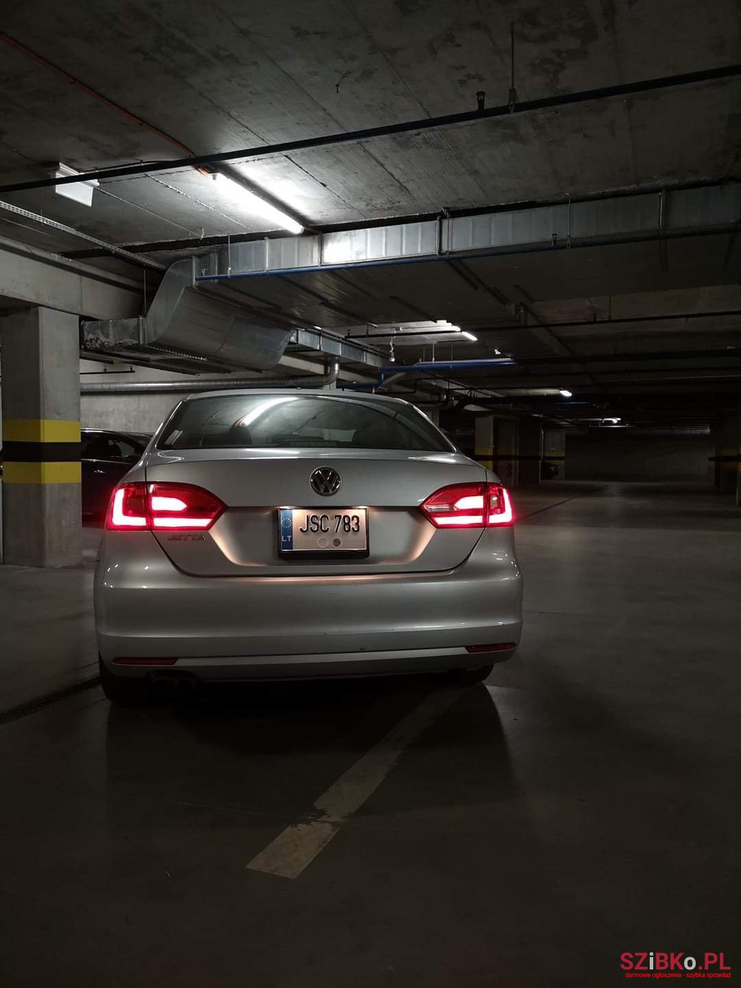 2011' Volkswagen Jetta photo #5