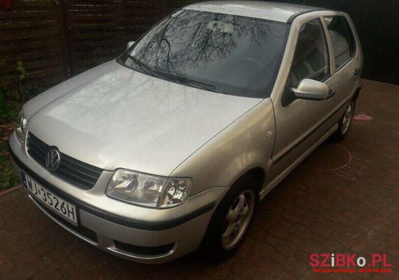 2000' Volkswagen Polo photo #1