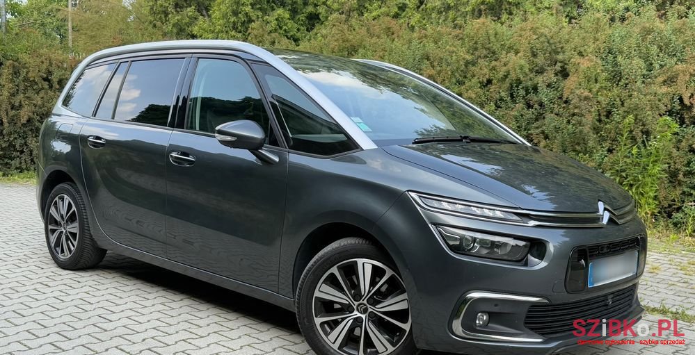 2017' Citroen C4 Grand Picasso photo #1