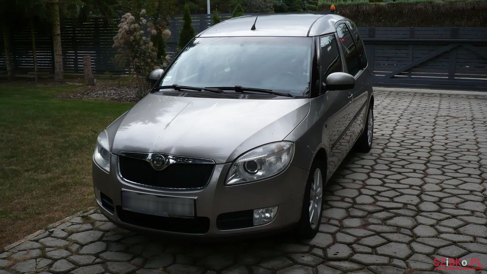 2006' Skoda Roomster photo #1