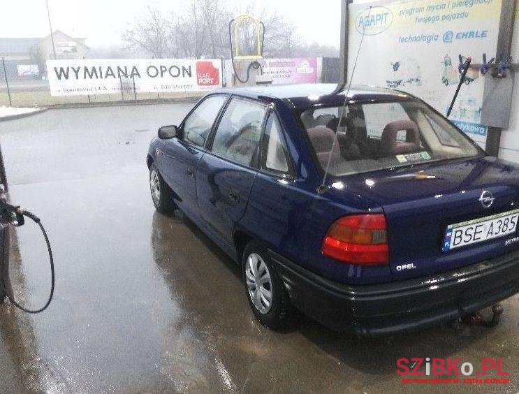 2000' Opel Astra photo #1