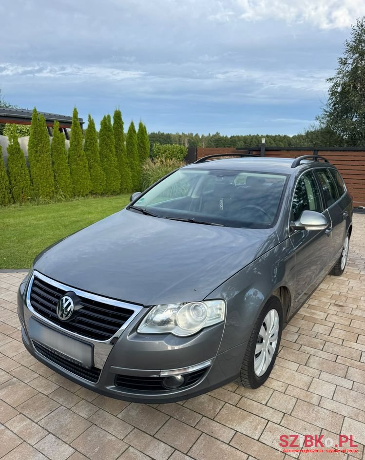 2007' Volkswagen Passat 2.0 Tdi Individual photo #1