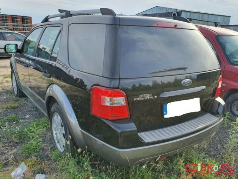 2005' Ford Freestyle photo #4