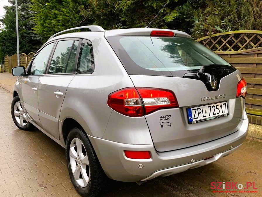 2009' Renault Koleos photo #5