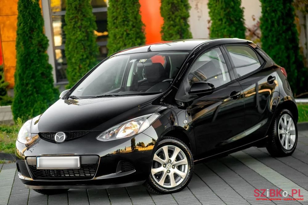 2008' Mazda 2 photo #1
