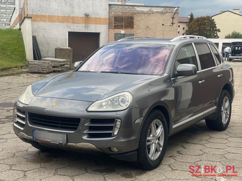 2007' Porsche Cayenne photo #1