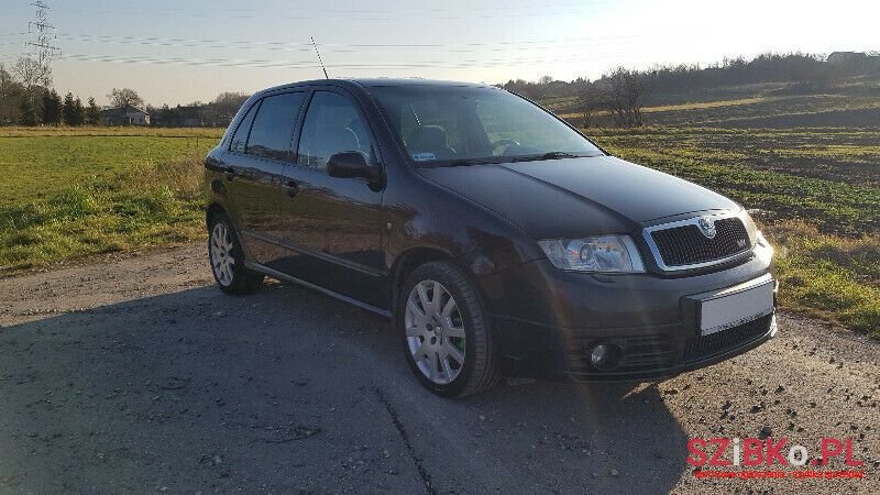2006' Skoda Fabia photo #2