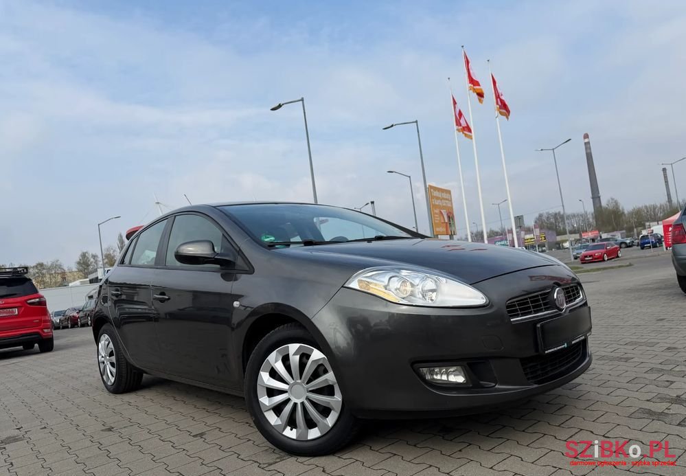2008' Fiat Bravo 1.4 16V Dynamic photo #2