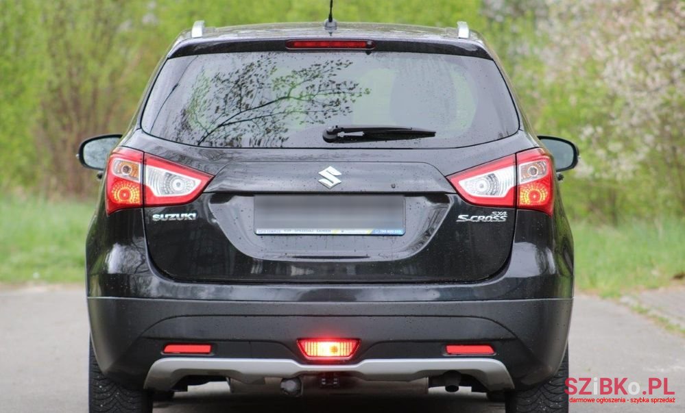 2014' Suzuki SX4 S-Cross photo #2