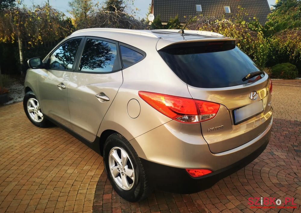 2010' Hyundai ix35 photo #3