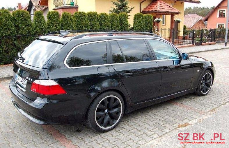 2007' BMW 525 photo #2