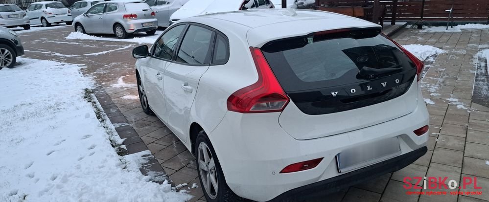 2013' Volvo V40 Cc D2 Momentum photo #5